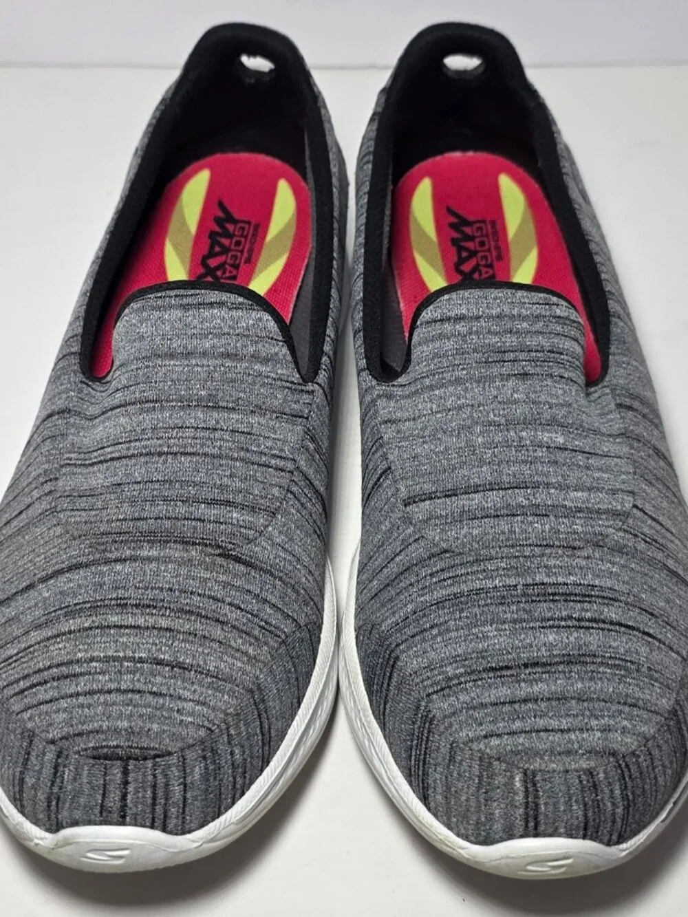 Skechers Goga Max Womens Gray Casual Slipon Shoes Size 7.5